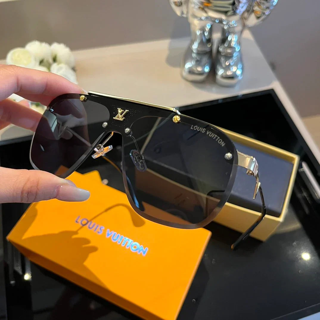 V Fashion Printed Sunglasses 0724022006