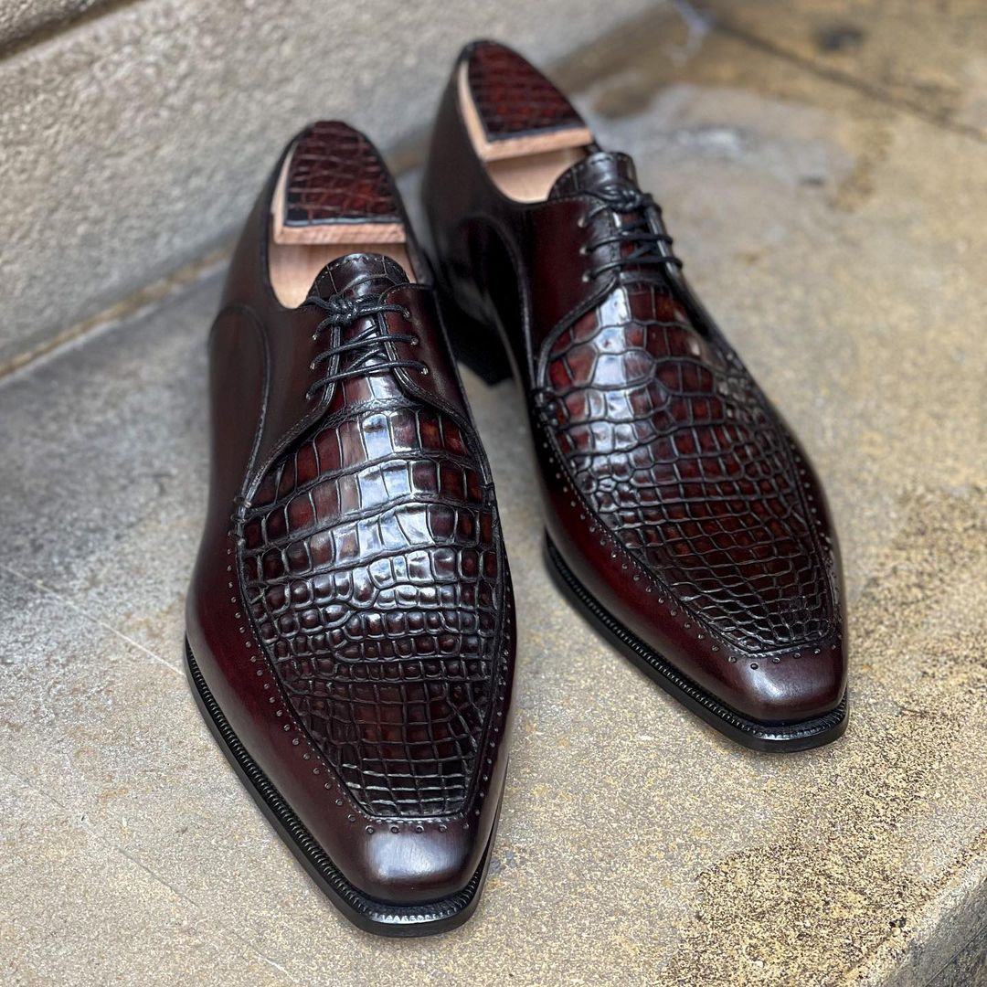 Brown and black men's handmade classic derby shoes
