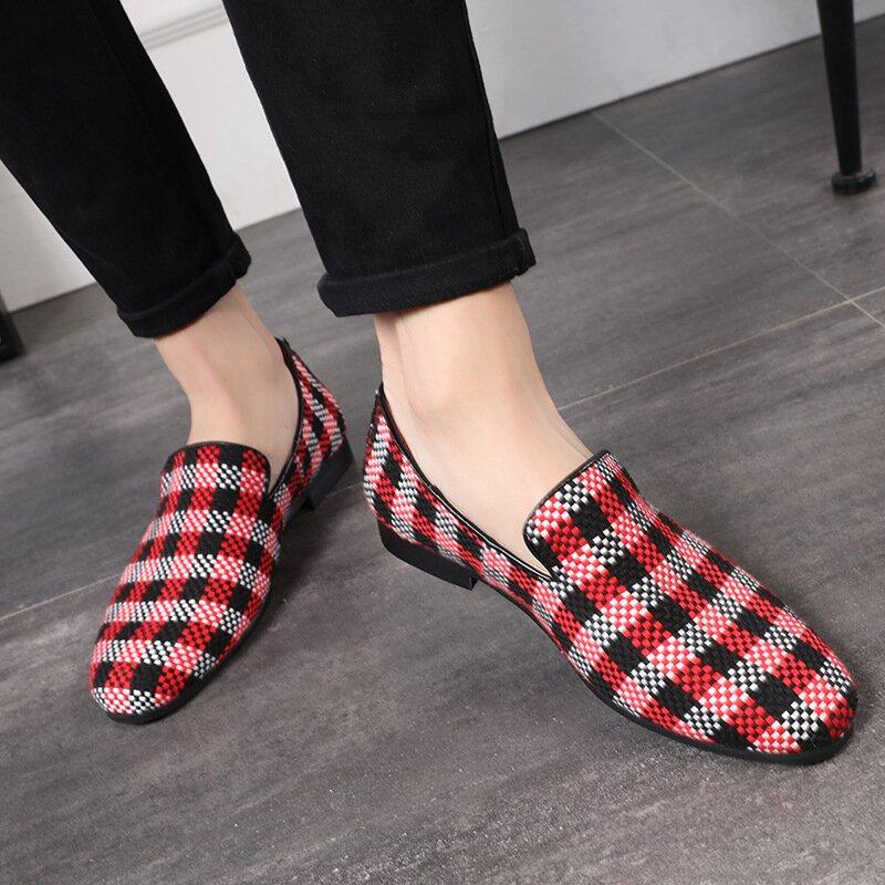 New color matching plaid casual shoes